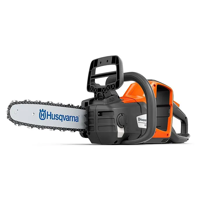 Husqvarna Akku-Kettensäge 225i - 36 V, Li-Ionen, Ohne Akku, Schwertlänge: 35 cm - Husqvarna Kettensäge in Orange und Schwarz mit silberner Führungsschiene und Kette, von der Seite.