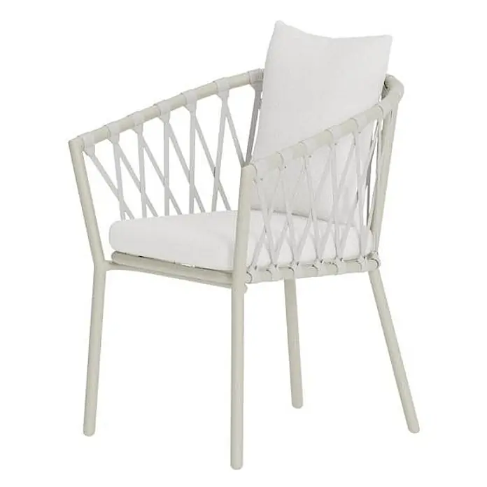 Ebuy24 Gartenstuhl Linos 2er-Set - 2 Stk., Stahl, Weiß, B x T x H: 58 x 60 x 75 cm - Heller, beiger Outdoor-Sessel mit geflochtener Rückenlehne und Sitzfläche, inklusive weicher weißer Kissen.