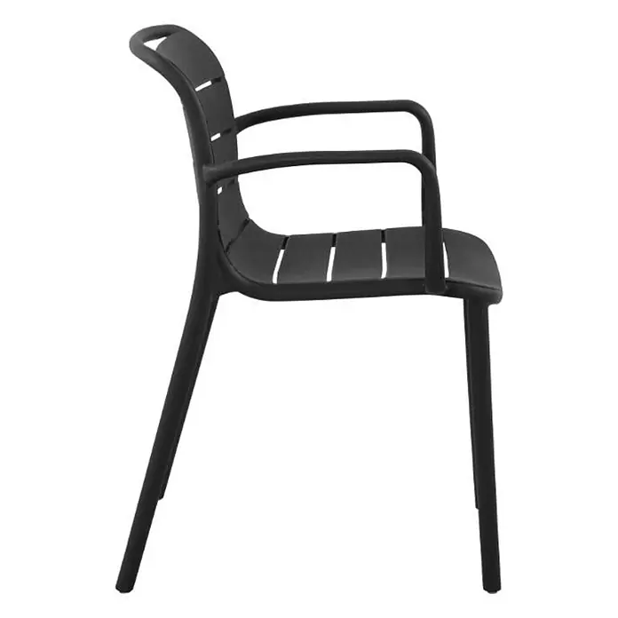 Ebuy24 Gartenstuhl Silja - Kunststoff, Schwarz, B x T x H: 55 x 57 x 80 cm - Schwarzer Lattenstuhl mit Armlehnen und sanft geschwungener Rückenlehne.