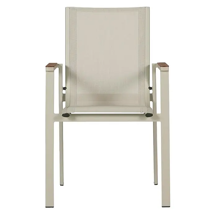 Ebuy24 Gartenstuhl Marianne - Aluminium, Textilene, Sandfarben, B x T x H: 55 x 63 x 85 cm - Hellbeiger Outdoor-Stuhl mit Netzgewebe-Sitz und -Rückenlehne, Metallgestell und Holzakzenten an den Armlehnen.