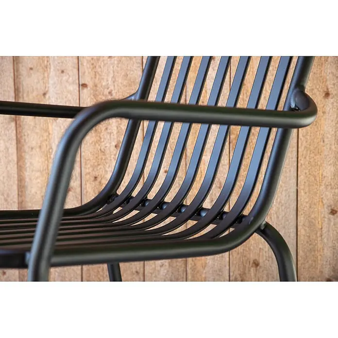 Ebuy24 Gartenstuhl Peking 2er-Set - Aluminum, Schwarz, B x T x H: 57 x 64 x 85 cm - Schwarzer Metallstuhl mit Lattenrückenlehne und Sitzfläche sowie Armlehnen.