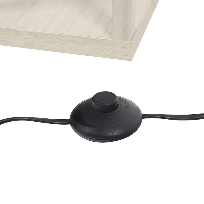 Homcom Stehleuchte - 40 W, Höhe: 160 cm, Natur, Weiß, E27 - Schwarzer runder Fußschalter mit Kabel, neben einer hellen Holzoberfläche.