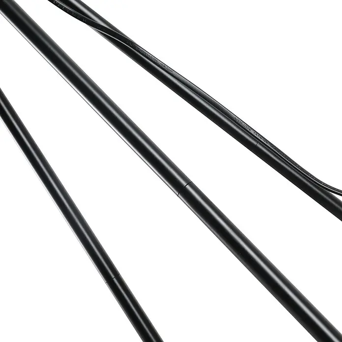 Homcom Stehleuchte - 40 W, Höhe: 152 cm, Schwarz, Weiß, E27 - Schwarze elektrische Kabel und glatte zylindrische schwarze Stäbe.