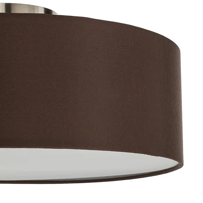 Lindby Deckenleuchte Sebatin - L x B x H: 40 x 40 x 17 cm, braun / rost, E27 - Brauner Stoff-Trommelschirm mit weißem Interieur und gebürsteter Metallhalterung.