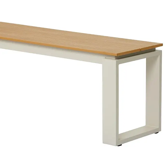 Ebuy24 Gartenbank Martinus - B x T x H: 36 x 180 x 43 cm, Aluminium, Nonwood., Teak - Moderne Bank mit hellbrauner Platte und hellgrauem U-förmigem Metallgestell.