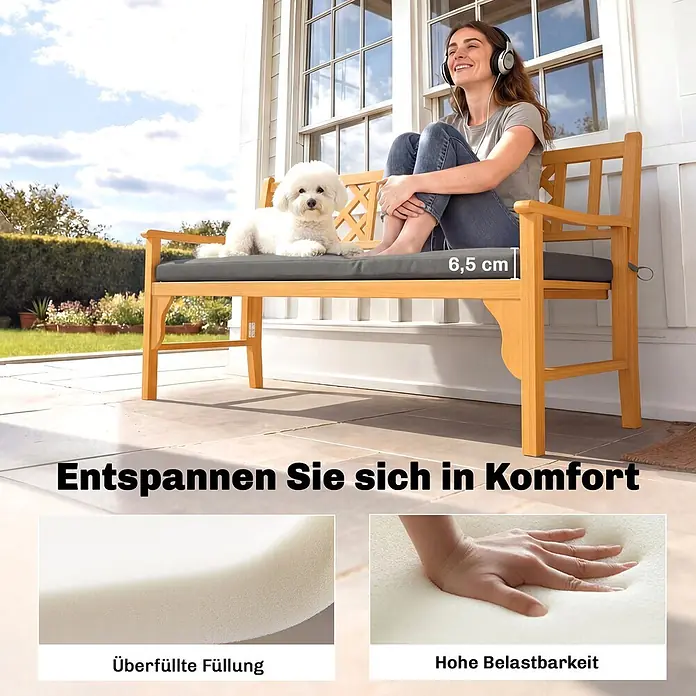 Outsunny Bankauflage - Gartenbank, 1 Stk., L x B x H: 110 x 46 x 6,5 cm, Polyester, Schwamm, Dunkelgrau - Holzbank mit dunkelgrauen Kissen (6,5 cm dick). Eine Frau und ein Hund entspannen auf der komfortablen Gartenbank.