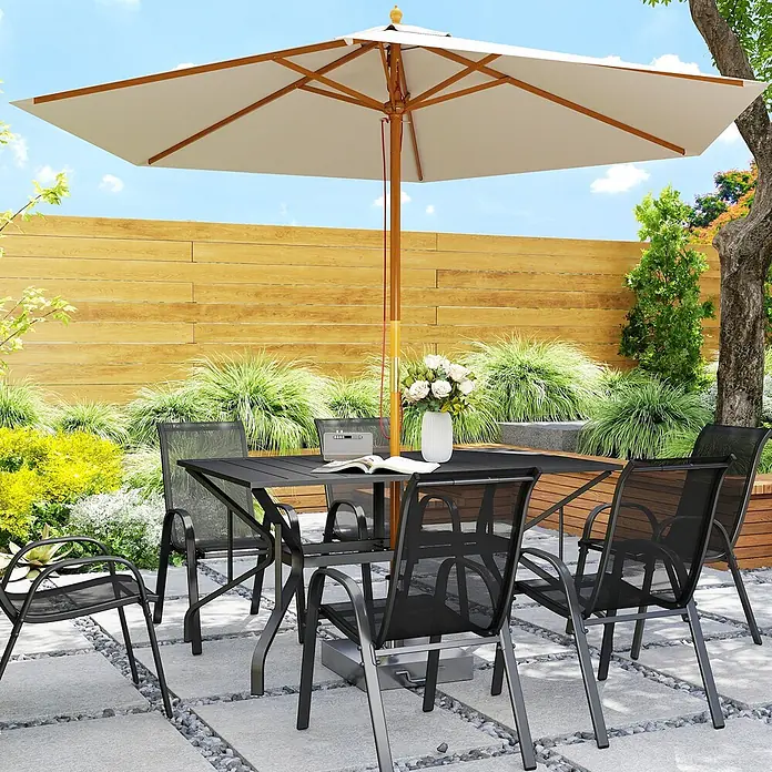 Outsunny Gartentisch für 6 Personen - L x B x H: 150 x 90 x 73 cm, Verzinkter Stahl, Rechteck, Schwarz - Schwarzer Metall-Terrassentisch und Stühle mit beigem rechteckigem Sonnenschirm, draußen zum Essen aufgestellt.
