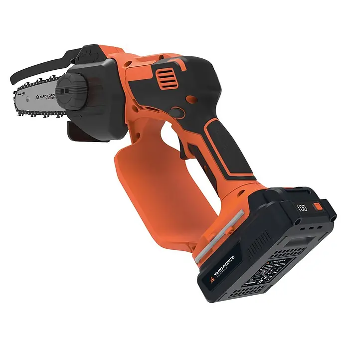 Yard Force Einhand-Akku-Kettensäge LS C13 - 2 Ah, 1 Akku - Orange-schwarze Akku-Mini-Kettensäge mit Batterieladeanzeige.