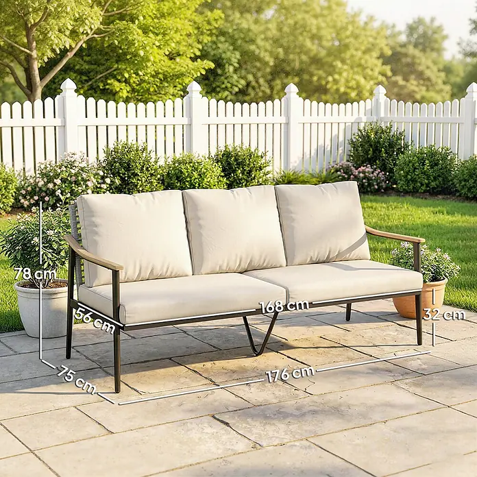 Outsunny Loungesofa - B x T x H: 75 x 75 x 78 cm, Stahl, Khaki - Dreisitzer-Outdoor-Sofa mit dunklem Metallgestell, Holzarmlehnen und hellen Kissen, auf einer Gartenterrasse mit Maßen.