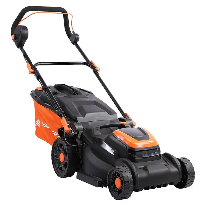 Yard Force Akku-Rasenmäher LM C37 - 40 V, 1 Akku, 4 Ah, Schnittbreite: 370 mm - Schwarz-orangefarbener Elektrorasenmäher mit Fangkorb und ergonomischem Griff.