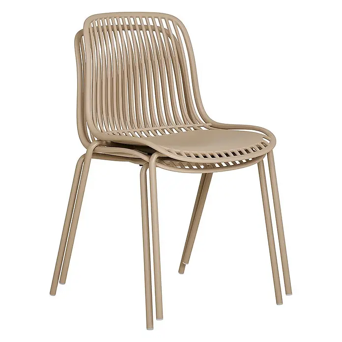Ebuy24 Gartenstuhl Branson 4er-Set - 4 Stk., PP, Stahl, Sandfarbe, B x T x H: 47 x 55 x 82 cm - Zwei stapelbare hellbraune Stühle mit Lamellenrückenlehnen und Sitzflächen, auf robusten Metallbeinen.