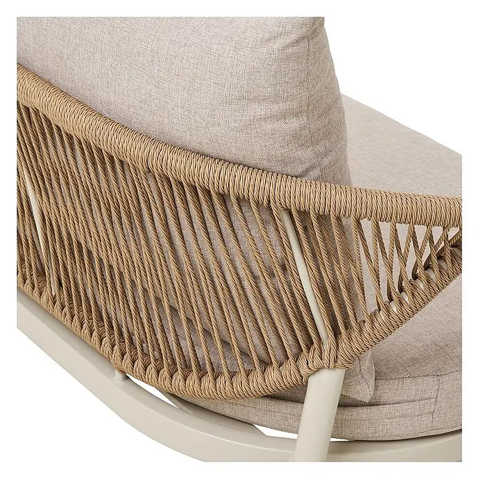 Ebuy24 Loungemöbel-Set Bella - 5 -tlg., Nonwood (PE), Aluminium, Polyester, Natur - Sessel mit beigefarbener geflochtener Rückenlehne, cremefarbenem Metallrahmen und hellen Stoffkissen.