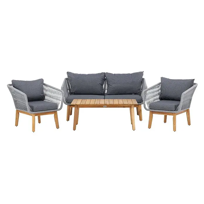 Ebuy24 Loungemöbel-Set Chania - 4 -tlg., Akazie, Grau - Outdoor-Lounge-Set mit zwei grauen Seilsesseln, einem passenden Zweisitzer-Sofa und einem Holztisch mit grauen Kissen.