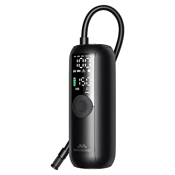 Mini bomba de aire Woowind LP1 - 7,4 V, 10,34 bar, Capacidad de bombeo máx.: 18 l/h - Inflador de neumáticos portátil negro con pantalla digital mostrando PSI y nivel de batería, botones de control y manguera.
