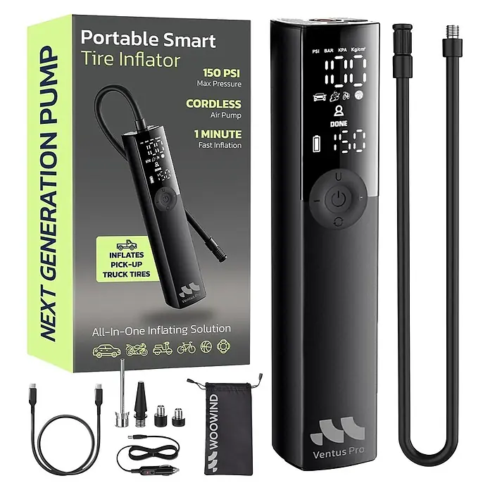 Mini bomba de aire Woowind Ventus Pro - 7,4 V, 10,34 bar, Capacidad de bombeo máx.: 22 l/h - Inflador de neumáticos inteligente portátil negro con pantalla digital, 150 PSI de presión máxima y accesorios varios.