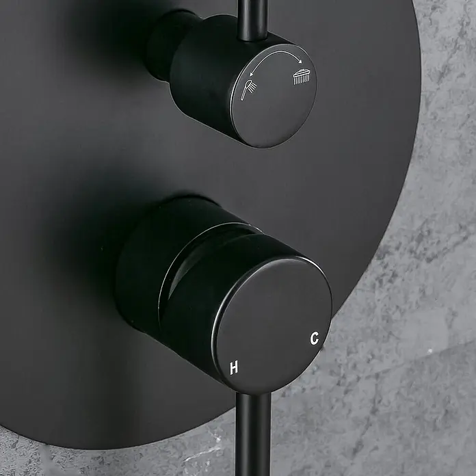 LOMAZOO Duschsystem LMZ-TELESTO - Anzahl Strahlarten: 1 Stk., Schwarz - Schwarze, matte Duscharmatur mit zwei runden Knöpfen für Temperatur (H/C) und Strahlart (Hand-/Regendusche).
