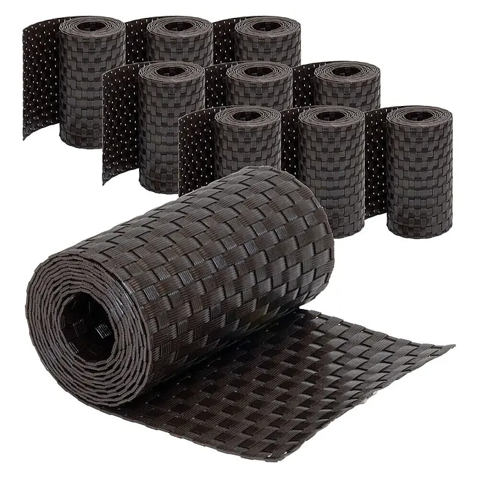 Jardinion Sichtschutzelement 10x Sichtschutzstreifen 250cm x 19cm x 2,4mm Dunkelbraun - B x H: 24 x 19 cm, Kunststoff, Braun - Mehrere Rollen dunkelbraunes Kunstfaser-Rattanband, eine Rolle teilweise abgerollt, zeigt die gewebte Textur.
