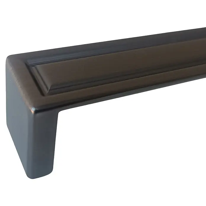 Schildmeyer Waschbeckenunterschrank Adana - B x T x H: 303 x 326 x 1.105 mm, Mattweiß/Weißglanz - Dunkler, rechteckiger Metall-Schubladengriff mit vertiefter Mittelplatte.
