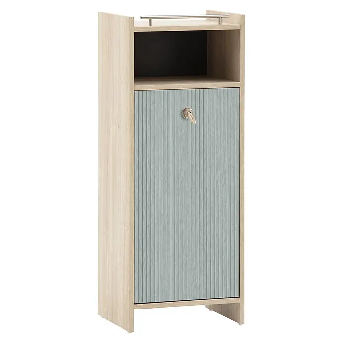 Schildmeyer Highboard Sonderby - B x T x H: 402 x 330 x 1.042 mm, Weißeiche/Eiche blau gestreift - Hoher Schrank aus hellem Holz mit hellblauer geriffelter Tür, offenem Fach oben und silberner Reling. Seilgriff an der Tür.