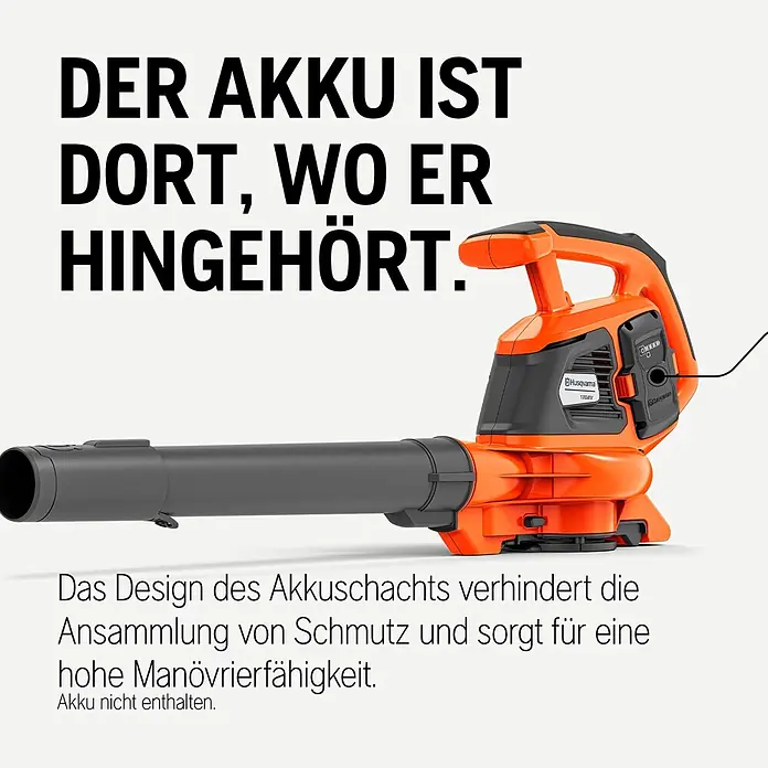 Husqvarna Akku-Laubsauger & -Laubbläser 120iBV - Ohne Akku, Blasgeschwindigkeit: 172 km/h - Orange-schwarzer Husqvarna Laubbläser mit schwarzem Rohr. Ein Anschluss für ein externes Akku-Paket ist sichtbar.