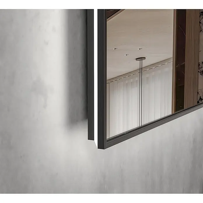 LOMAZOO Lichtspiegel LMZ-LYON - 80 x 60 cm, Glänzend weiß - Dunkel gerahmter Spiegelschrank mit integrierter vertikaler LED-Beleuchtung, der einen Raum reflektiert.