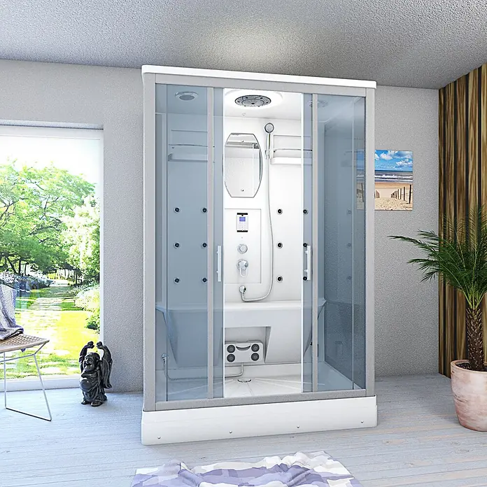 AcquaVapore Komplettdusche Dampfdusche D27-EH - 140 x 90 x 215 cm, Weiß - Moderne Duschkabine aus Weiß und Glas mit Hydrojets in einem hellen Badezimmer mit Gartenblick.