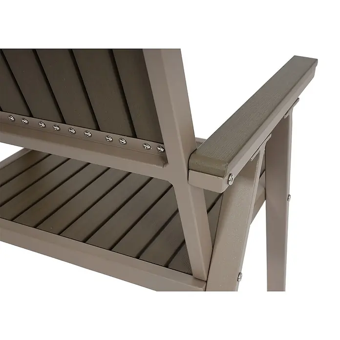 Proregal Gartenstuhl-Set 2er - 2 Stk., Grau - Detail eines Outdoor-Stuhls mit hellbraunem Metallrahmen und dunkelbraunen Verbundlatten für Rückenlehne, Armlehne und untere Ablage.