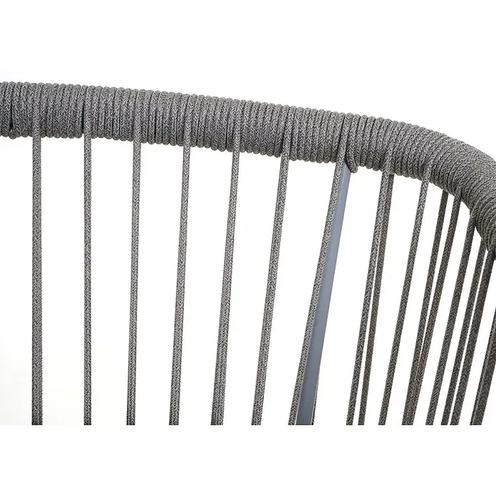 Proregal Garten-Barhocker 2er-Set - Hellgrau, B x T x H: 51 x 53 x 92 cm - Nahaufnahme einer Stuhllehne mit grauem geflochtenem Seil auf einem Metallrahmen.