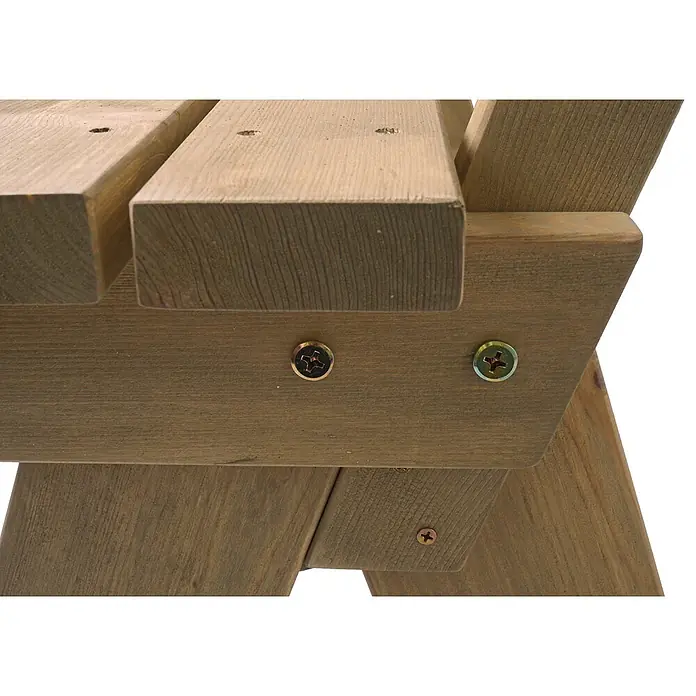 Proregal Gartenbank aus Holz - B x T x H: 148 x 54 x 86 cm, Natur - Nahaufnahme von hellbraunen Holzmöbelbrettern, verbunden mit goldfarbenen Schrauben mit Sternantrieb, die Montagedetails zeigen.