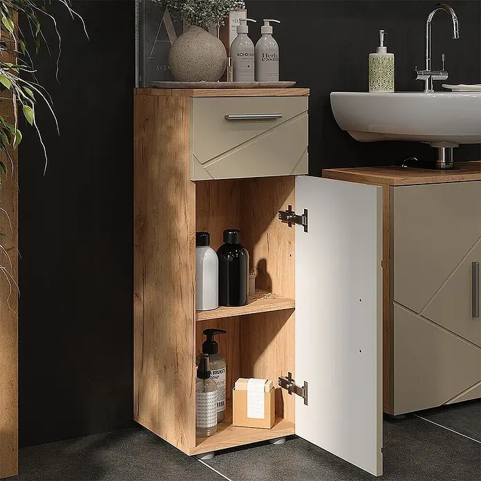 Vicco Badmöbel-Set Irma Beige 3 Teile - Gesamtbreite Badmöbel: 90 cm, Beige, Matt - Hoher Badschrank in heller Holzoptik mit beiger Schublade und offener weißer Tür, bietet Stauraum neben einem Waschbecken.