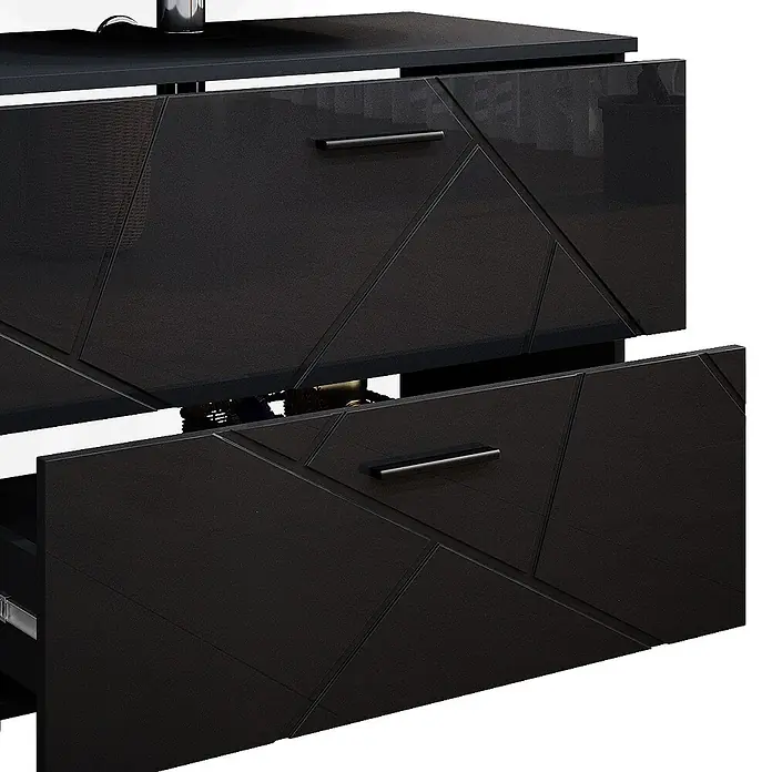 Vicco Badmöbel-Set Irma Anthrazit Hochglanz 4 Teile,mit Schubladenschrank und Hochschrank - Anthrazit Hochglanz, Glänzend - Dunkelglänzende Holzkommode mit zwei Schubladen, eine geöffnet, mit geometrischen Mustern und dunklen Griffen.