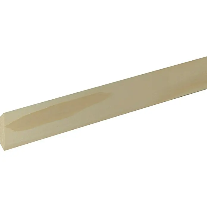 Profiles and more Dreikantleiste - L x B x H: 100 cm x 30 mm x 30 mm, Nordische Kiefer - Nahaufnahme eines unbehandelten Holzstabes mit leicht abgeschrägten Kanten und sichtbarer Maserung. Ideal für DIY-Projekte.