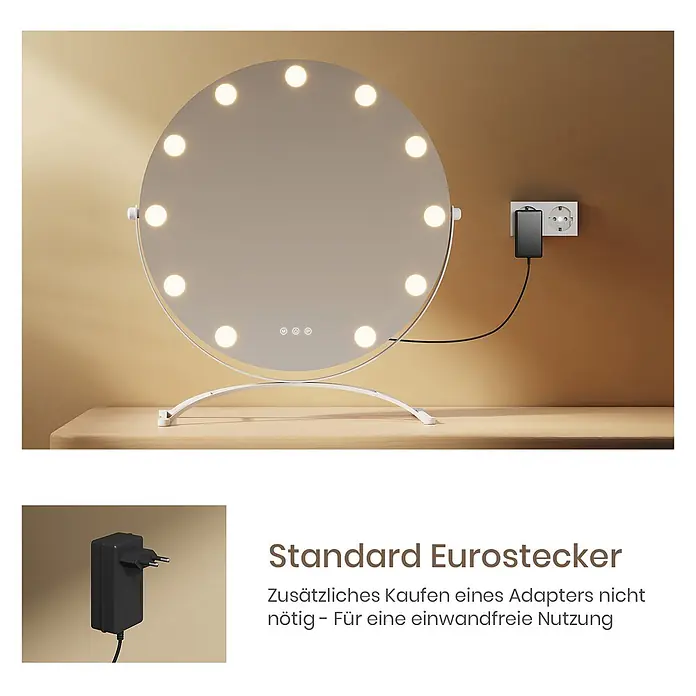 Emke Kosmetikspiegel CM11 - Rund, Weiß - Weißer runder LED-Schminkspiegel mit Standard-Eurostecker, in Steckdose gezeigt für sofortige Nutzung ohne Adapter.