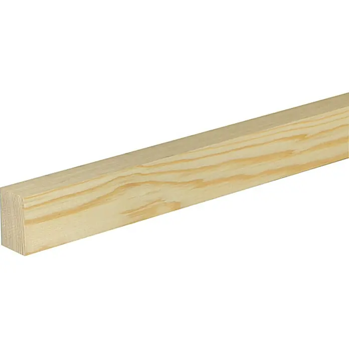 Profiles and more Rechteckleiste - 100 cm x 40 mm x 23 mm, Fichte/Kiefer - Nahaufnahme eines hellen, unbehandelten Kiefernholzbretts, ideal für Bauprojekte und Heimwerkerarbeiten.