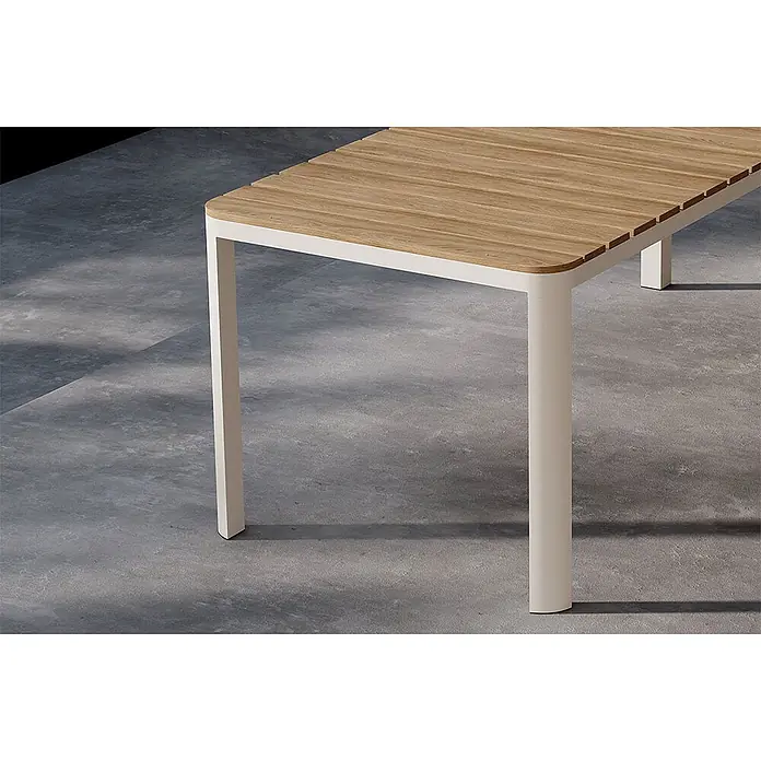 Ebuy24 Gartentisch Etna - L x B x H: 90 x 210 x 74 cm, Ø x H: 90 x 74 cm, Aluminium, Sonstige, Beige - Rechteckiger Outdoor-Esstisch mit hellen Holzlatten und weißem Metallgestell.