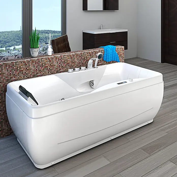 AcquaVapore Badewanne Fertigdusche W49H-PL - Acryl, Weiß - Moderne weiße Whirlpool-Badewanne mit integrierten Bedienelementen und Duschkopf in einem modernen Bad mit Stadtblick.