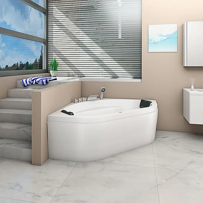 AcquaVapore Badewanne Fertigdusche W20 - Acryl, Weiß - Moderne weiße Eckbadewanne in einem hellen, zeitgenössischen Badezimmer mit großen Fenstern.