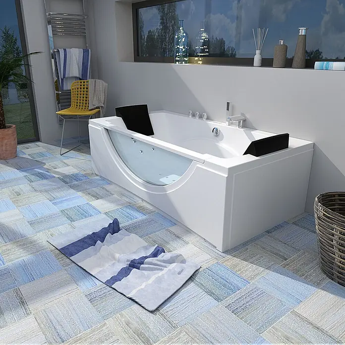 AcquaVapore Badewanne Fertigdusche W81H-B - Acryl, Weiß - Weiß moderne Badewanne mit transparenter Seitenwand und schwarzen Kopfstützen in einem zeitgenössischen Badezimmer.