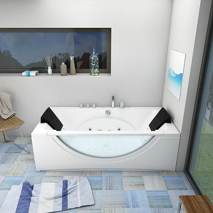 AcquaVapore Badewanne Fertigdusche W81H-TH-C-SC - Acryl, Weiß - Weißer Whirlpool mit transparenter Frontplatte und schwarzen Kopfstützen in einem modernen Badezimmer.