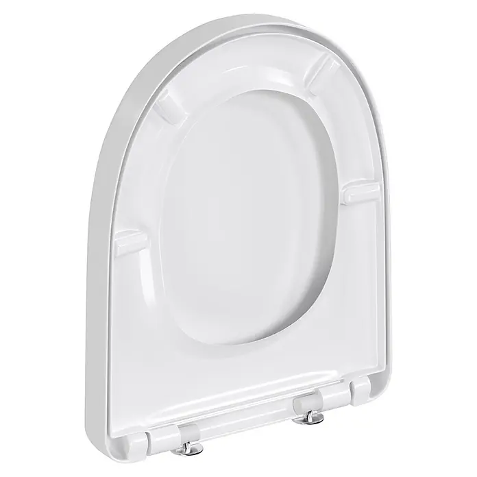 Villeroy & Boch Wand-WC-Set Targa Twist Flush - Spülrandlos, Ohne Spezialglasur, Spülform: Tief, WC Abgang: Waagerecht, Weiß - Weißer Toilettensitz und Deckel, geöffnet, zeigt den Sitzring und Chromscharniere.