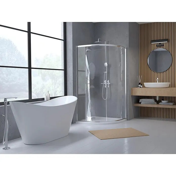 Bad Land Eckdusche HELA Duschkabine Viertelkreis 90 x 90 x 190 cm Chrom, 6 mm Klarglas, Nano - Beschichtet, Silber, Stärke: 6 mm - Modernes Badezimmer mit einer weißen freistehenden Badewanne am Fenster und einer Glasduschkabine.