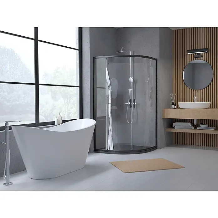 Bad Land Eckdusche HELA Duschkabine Viertelkreis 80 x 80 x 190 cm Schwarz, 6 mm Klarglas, Nano - Beschichtet, Schwarz, Stärke: 6 mm - Modernes Badezimmer mit schwarzgerahmter Runddusche, einer weißen freistehenden Badewanne und einem Holzwaschtisch mit Rundspiegel.
