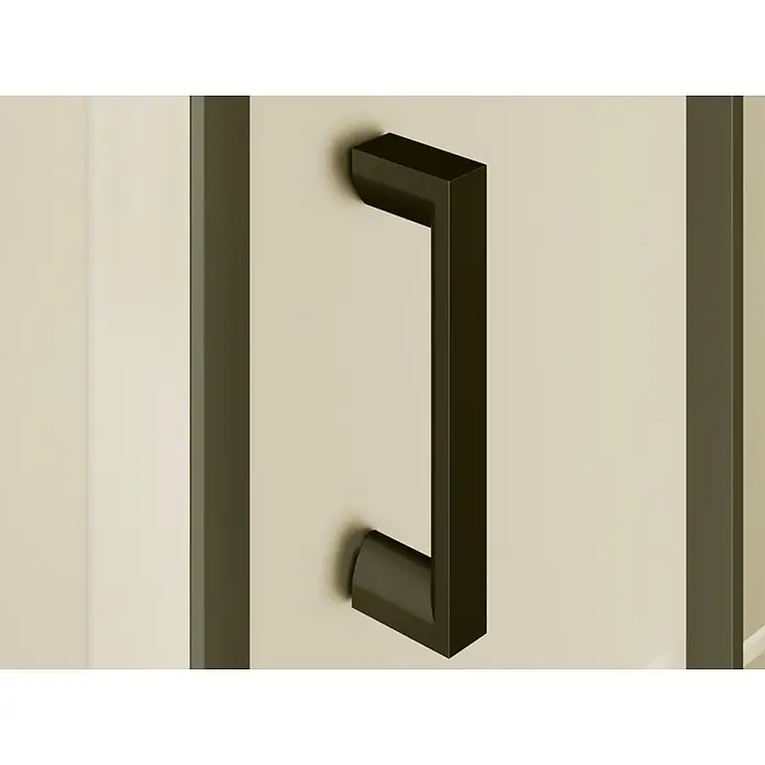 i-flair Eckdusche DK79MF90x90 - Beschichtet, Schwarz, Stärke: 6 mm - Mattschwarzer moderner Zuggriff an einer hellen Tür.