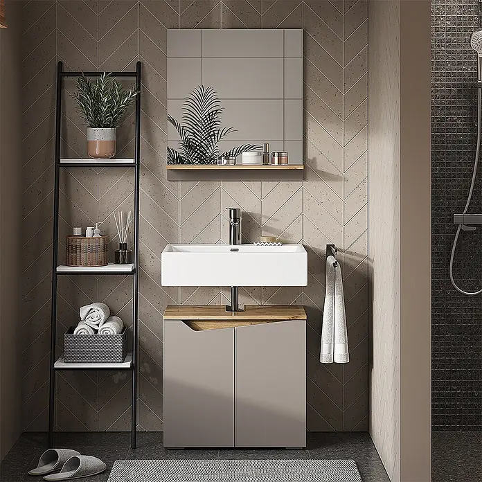 Vicco Badmöbel-Set Marelle Greige 2 Teile - Gesamtbreite Badmöbel: 60 cm, Greige, Matt - Stylischer Badunterschrank mit grauen Türen, Holzplatte und weißem Waschbecken, unter einem Spiegel mit Regal.