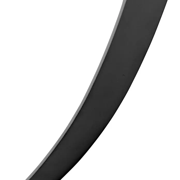 Spinder Design Wandspiegel Como - 50 x 50 cm, Schwarz - Gebogenes dunkelgraues Metallbandsegment.