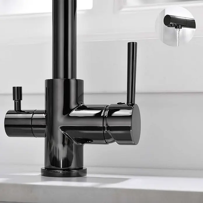 Poalgi Spültischarmatur Life - Kristallschwarz, Glänzend - Moderner glänzender schwarzer Metall-Küchenarmatur mit zwei Ausläufen und einem Hebelgriff.