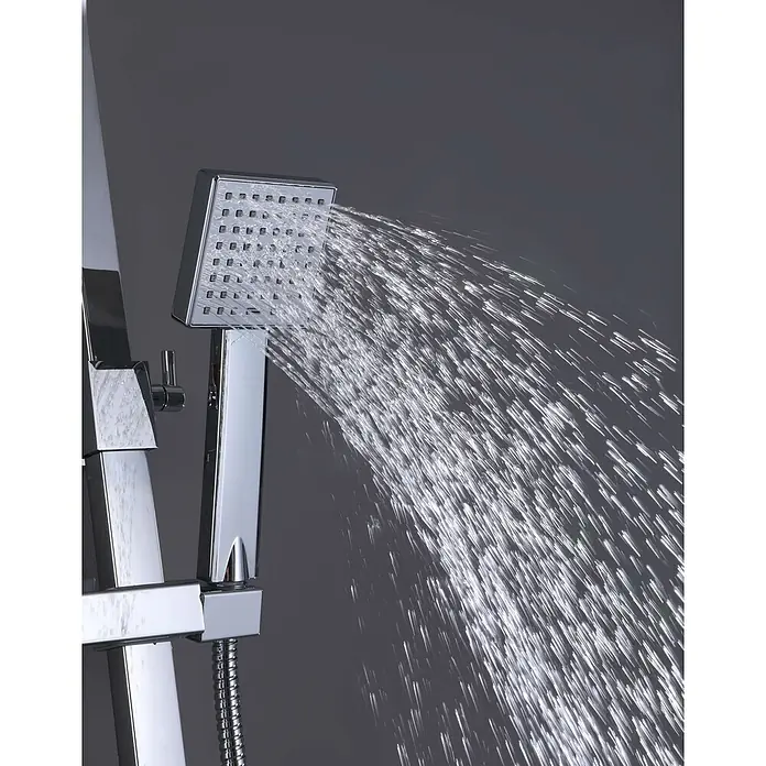Poalgi Duschsystem Paradise - Anzahl Strahlarten: 1 Stk., Verchromt - Verchromter, quadratischer Duschkopf sprüht Wasser, montiert an einer passenden Duschstange.