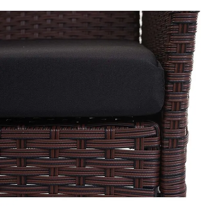 Proregal Gartenbank Kissen Schwarz - Polyester, Braun - Brauner und schwarzer geflochtener Stuhl mit schwarzem Stoff-Sitzkissen.