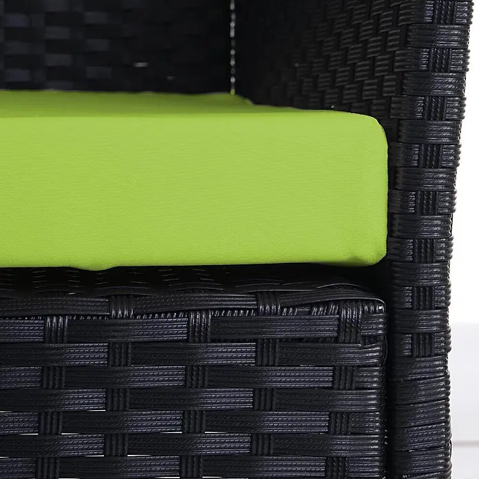 Proregal Gartenbank Kissen Grün - Polyester, Grau - Schwarzer Stuhl aus geflochtenem Rattan mit leuchtend grünem Sitzkissen.