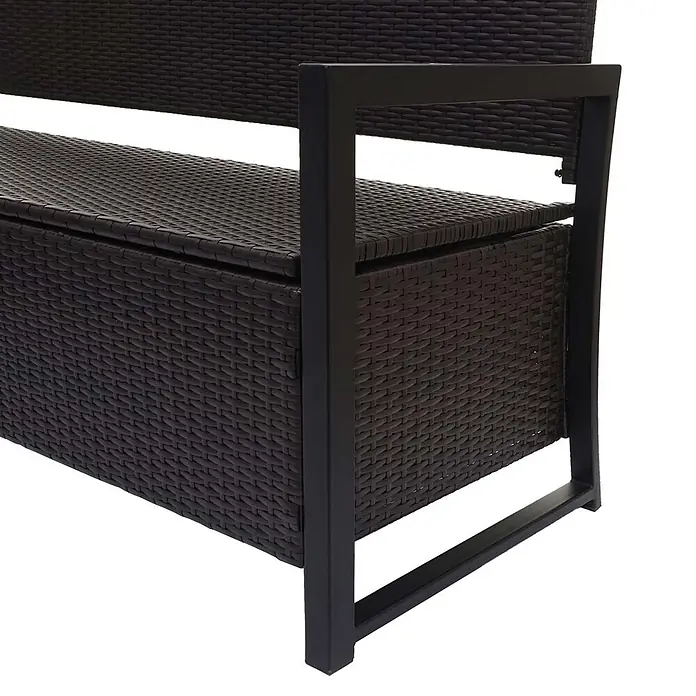 Proregal Gartenbank 3-Sitzer Kissen Schwarz - Polyester, Braun - Dunkelbraune Rattan-Gartenbank mit Stauraum und schwarzem Metallgestell.